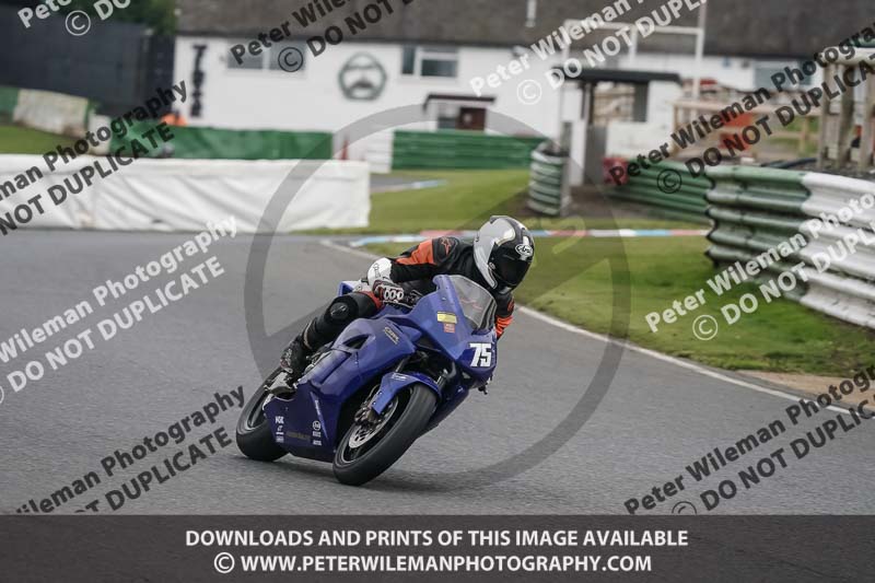 enduro digital images;event digital images;eventdigitalimages;mallory park;mallory park photographs;mallory park trackday;mallory park trackday photographs;no limits trackdays;peter wileman photography;racing digital images;trackday digital images;trackday photos